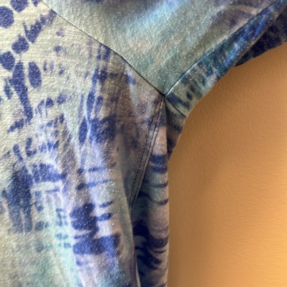 Chico’s  Size 2 Watercolor Blue Asymmetrical Tunic - Picture 4 of 7